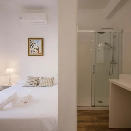 Rentalsevilla Luminoso Apartamento Por Casa Pilatos شقة *